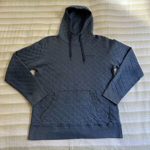 Great quality Marmot quilted hoody.